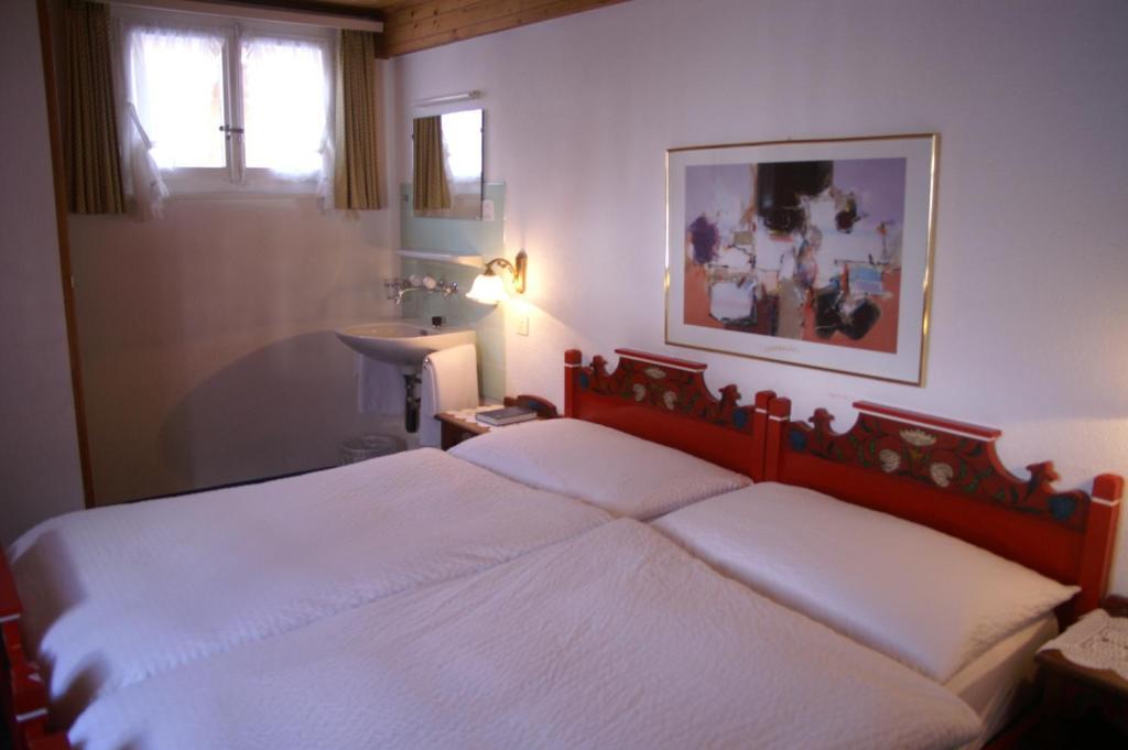 Haus Darioli Hotel Цермат Стая снимка