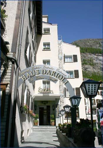 Haus Darioli Hotel Цермат Екстериор снимка